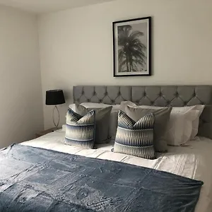 Top Location Luton Luton (Bedfordshire)