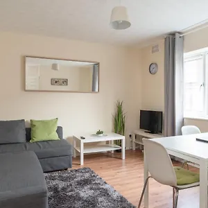 Luxury Central Link Luton/london/m1/airport/station/long Luton (Bedfordshire)