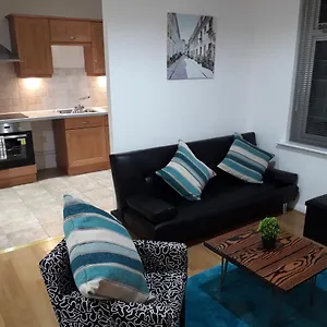 Luxury And Stylish 2 Bedroom With En-suite Luton (Bedfordshire)