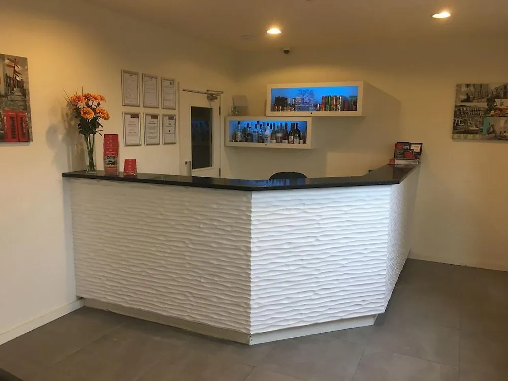 Stockwood Hotel - Luton Airport