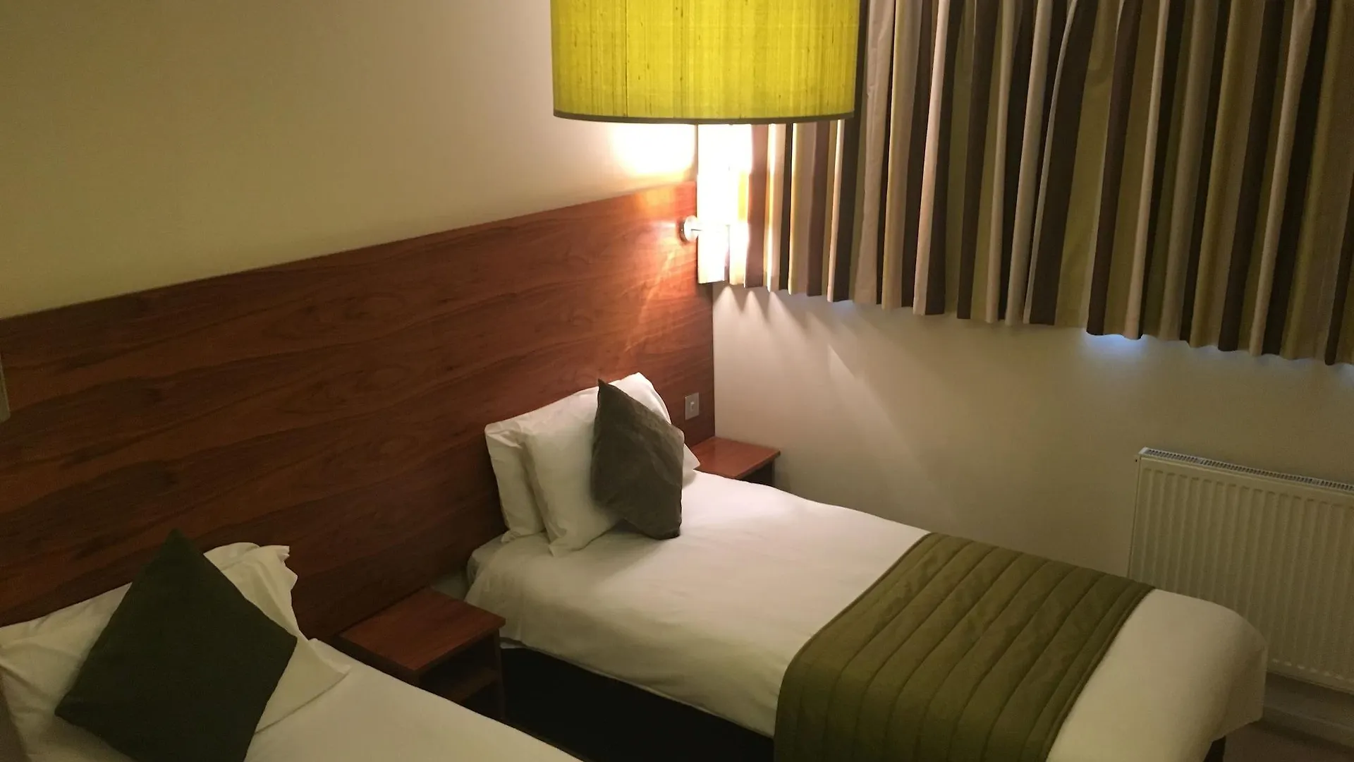 Stockwood Hotel - Luton Airport